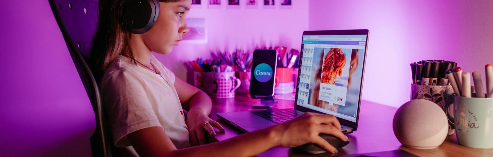 child using internet