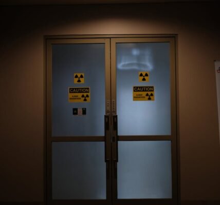 double door glass panel of an x ray room