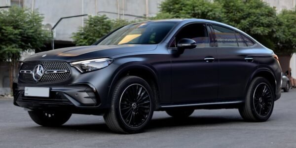 Mercedes prepara un revolucionario híbrido entre minivan y suv