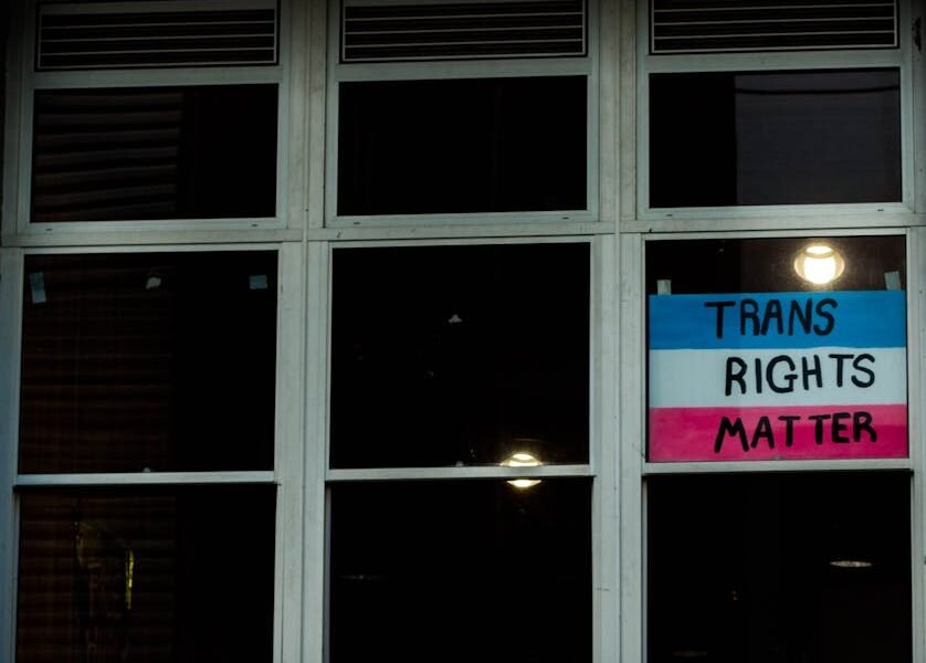 Análisis desmiente ventajas físicas de mujeres trans en deportes