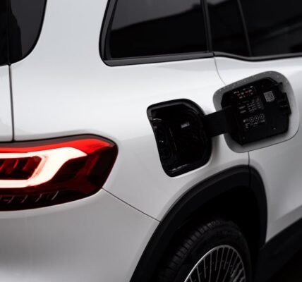 Nebula Next desafía el mercado de lujo con su concept 01 eléctrico