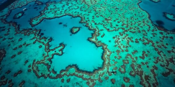 El núcleo terrestre podría esconder docenas de océanos de hidrógeno