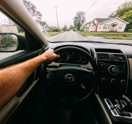 Mazda explica por qué el CX-5 cambia el control giratorio por una pantalla táctil