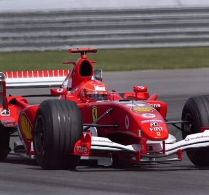 Norris responde a Verstappen: pilotos de F1 no tienen de qué quejarse con el auto 2026