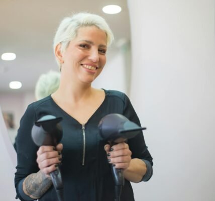 Dyson presenta Supersonic™ Travel: la secadora para quienes viven en movimiento