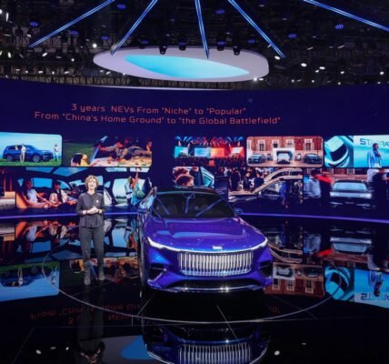 Geely presenta el Galaxy Light Concept y su primera plataforma todoterreno eléctrica en Auto China 2026