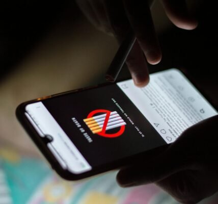 17 de mayo: día mundial de internet - datos de la Asociación Mexicana de Internet ¿cómo navegamos los mexicanos?