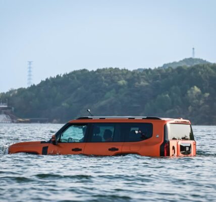 Jetour G700 ark edition desafía el agua en beijing con tecnología anfibia