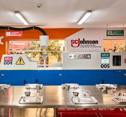 Sc johnson y kidzania convierten el reciclaje en una experiencia educativa para niñas y niños