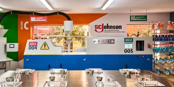 Sc johnson y kidzania convierten el reciclaje en una experiencia educativa para niñas y niños