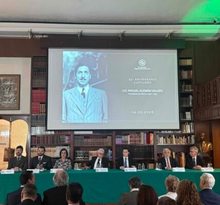 Conmemora la Fundación Miguel Alemán el 43º aniversario luctuoso del expresidente Miguel Alemán Valdés