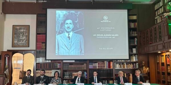 Conmemora la Fundación Miguel Alemán el 43º aniversario luctuoso del expresidente Miguel Alemán Valdés