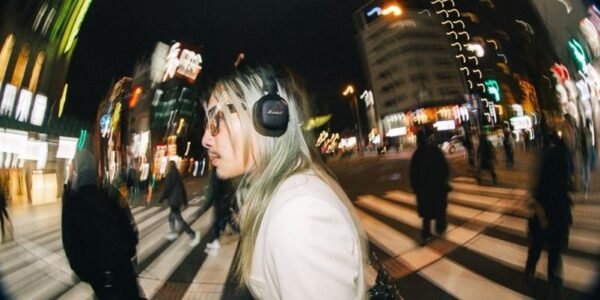Marshall presenta Milton A.N.C.: 80 horas de música y cancelación de ruido adaptativa