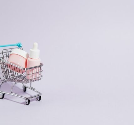 1 de cada 4 mexicanos consulta la IA antes de comprar productos de belleza, revela estudio de Elogia