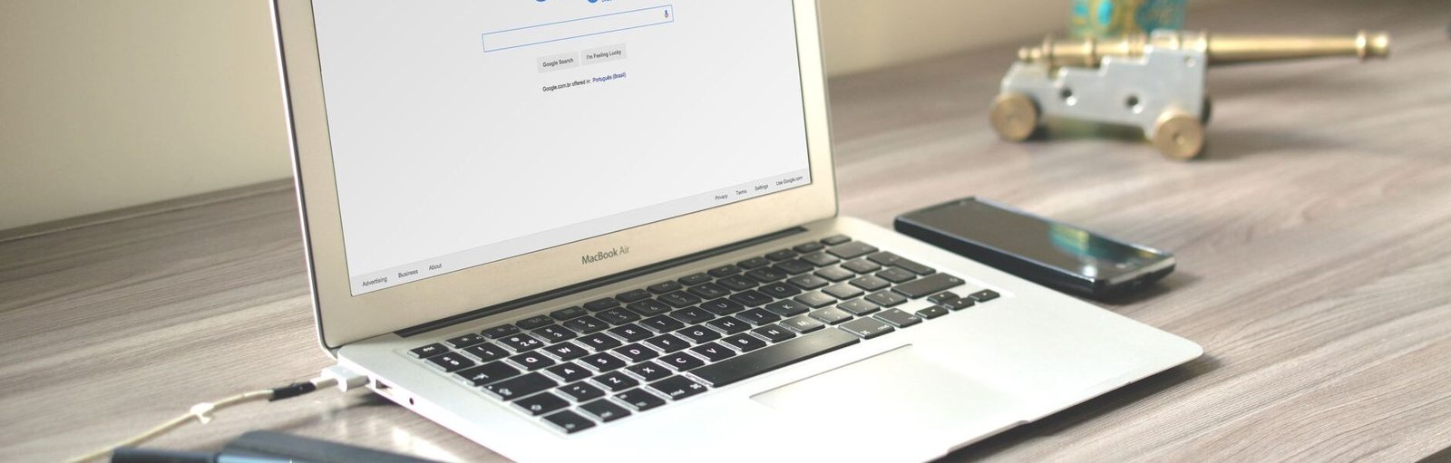 NotebookLM ahora es Gemini Notebook: Google renombra su asistente de investigación
