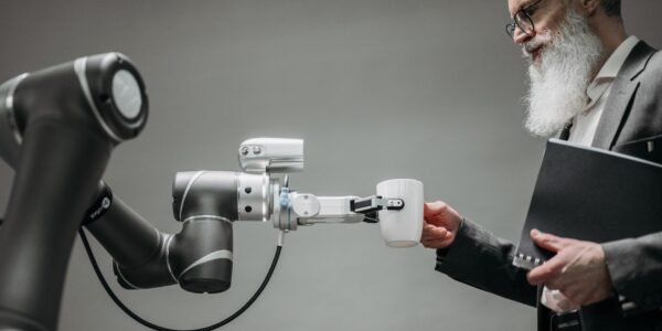 La IA y la robotización están transformando el empleo administrativo en México: estudio