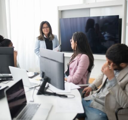 Seis cambios que redefinen el liderazgo empresarial según dec méxico