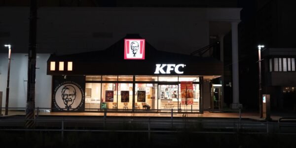 KFC y AliExpress cruzan sus ecosistemas con beneficios exclusivos para ambas comunidades