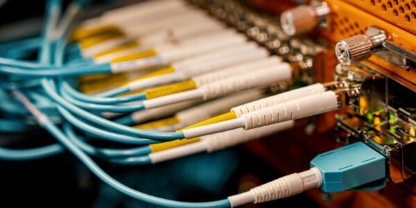 Tecnologías convergentes redefinen la estrategia empresarial, según líderes reunidos en Interconnected World 2026