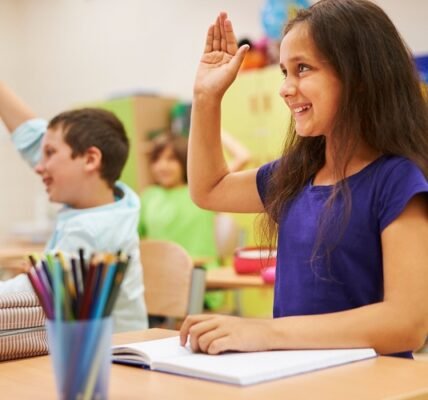 Solicitan crédito de $14,000 a $17,000 pesos para el regreso a clases, según Prestadero
