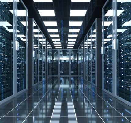 Demanda de infraestructura para IA impulsa crecimiento de 45% en almacenamiento de Hitachi Vantara