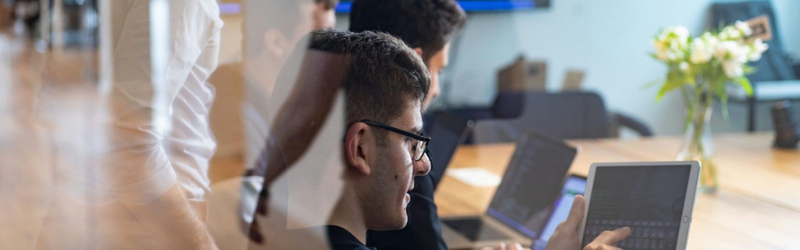 Stefanini Group acelera su estrategia AI-First y fortalece su oferta global de consulting services
