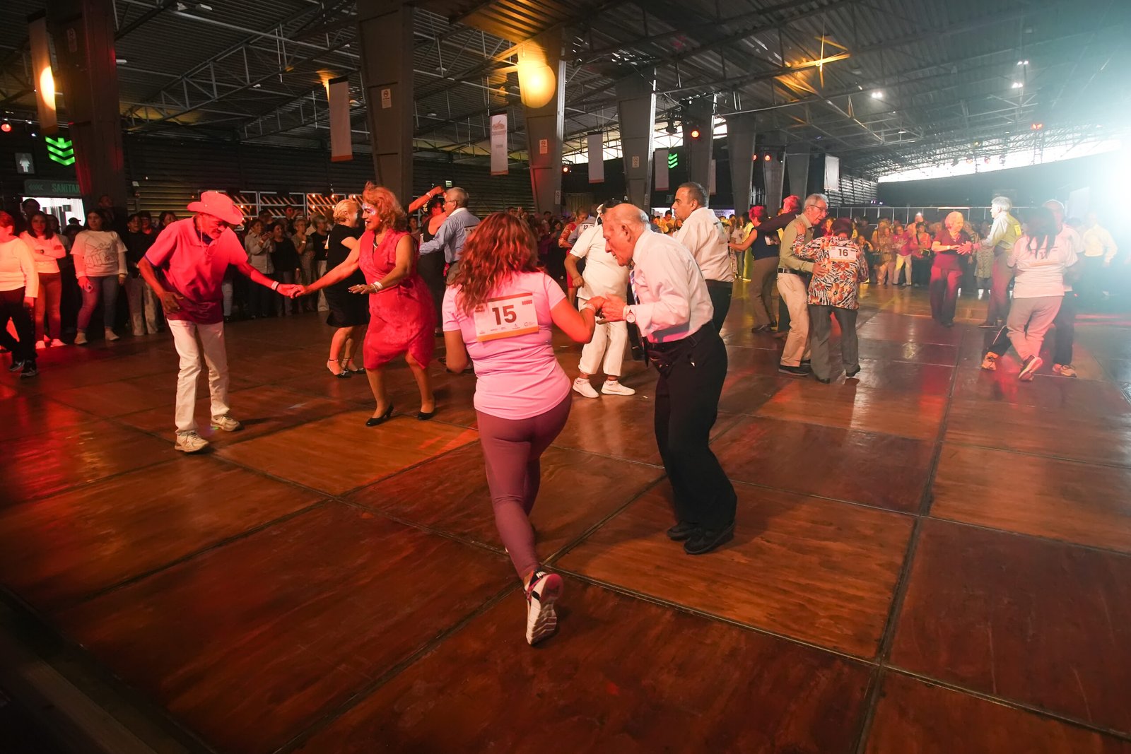 Fundación OCESA celebra a las personas adultas mayores con su tradicional baile Festejando a los Grandes