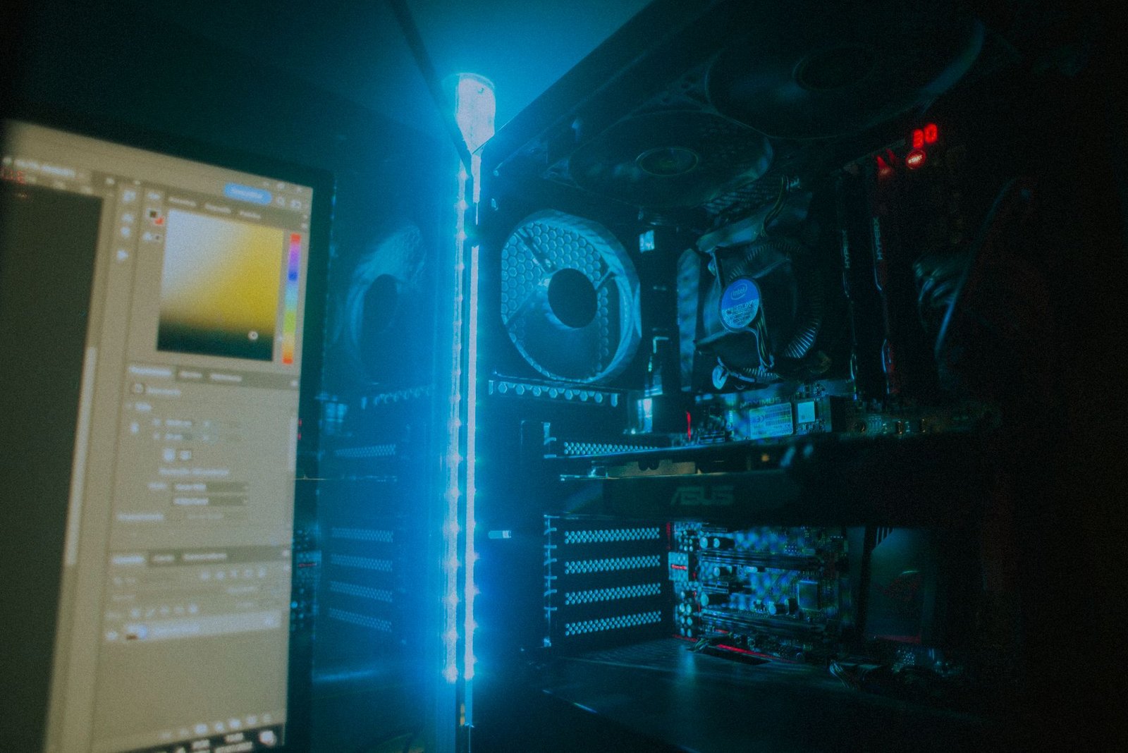 Control Resonant llega con path tracing y DLSS 4.5; NVIDIA también actualiza los PC de NRG para el VCT Champs