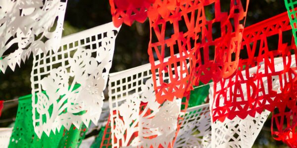 Cuatro destinos en México para celebrar las fiestas nacionales con un chile en nogada