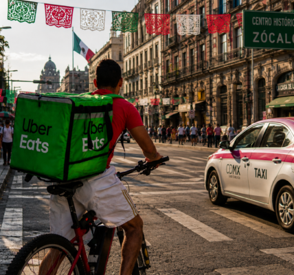 75% de los usuarios en México usa WhatsApp: ¿puede la app aliviar la presión del delivery en Fiestas Patrias?