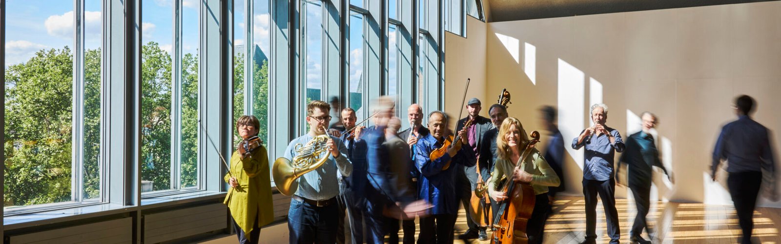 Ensemble Modern llega al Cervantino con un viaje por el sonido, el espacio y el color