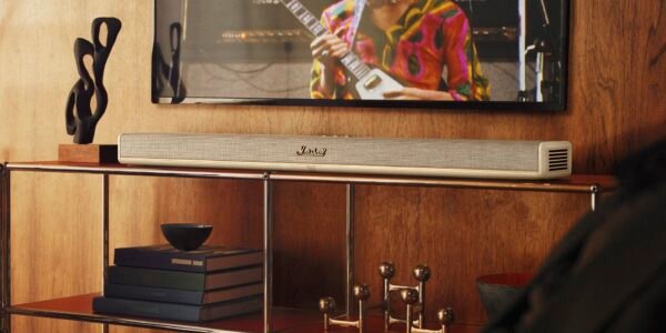 Marshall presenta Heston 120 Cream, su barra de sonido con Dolby Atmos en acabado crema